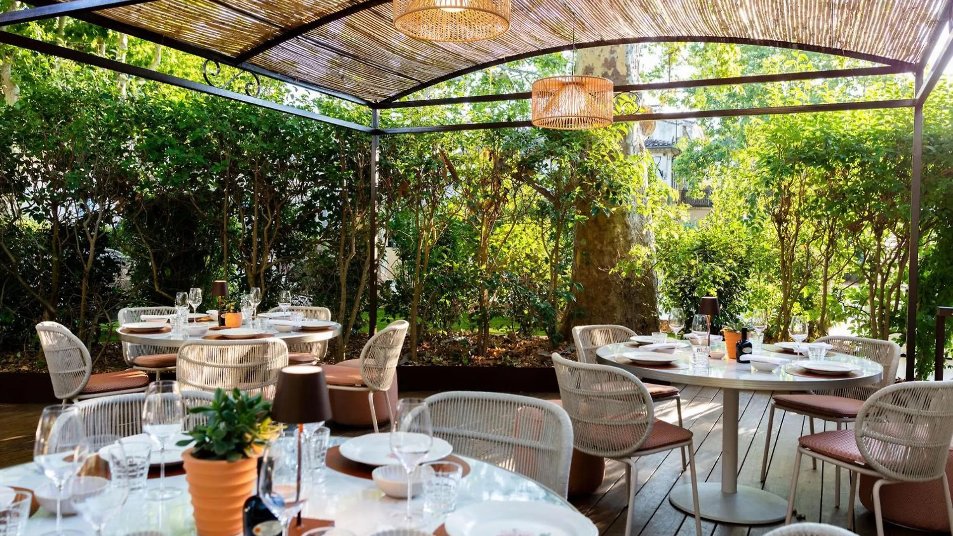 Hotel Et Restaurant La Bastide Bourrelly - Mathias Dandine Cabriès